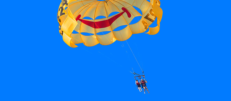 Two people on a skydive in Costa Teguise
