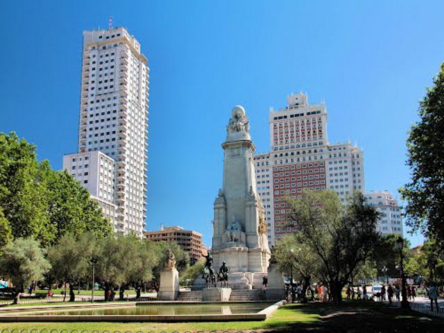Plaza-de-España