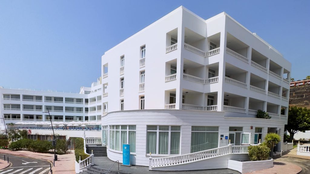 Building Hotel BLUESEA_Lagos_Cesar